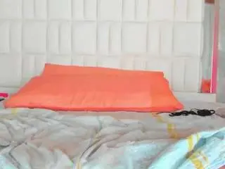 Almasaennz  live sex cam