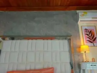 Almasaennz  live sex cam