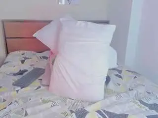 Niicol-jenner  live sex cam