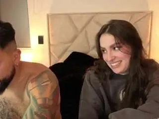 Sweetsin-couple  live sex cam