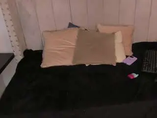 Anya-belth  live sex cam