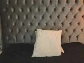 Anya-belth  live sex cam