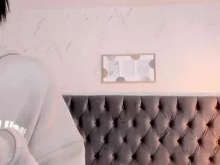 Anya-belth  live sex cam