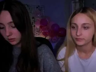 Madison-hearts  live sex cam