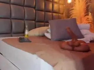 Megan-woll  live sex cam