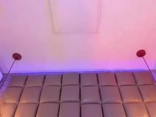 Megan-woll  live sex cam