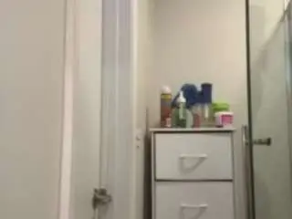 Nique21  live sex cam