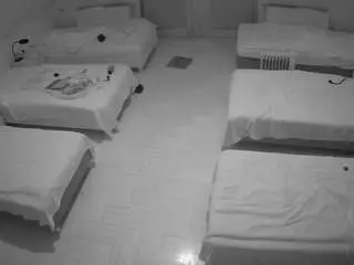 Voyeurcam-julmodels-bed-6  live sex cam