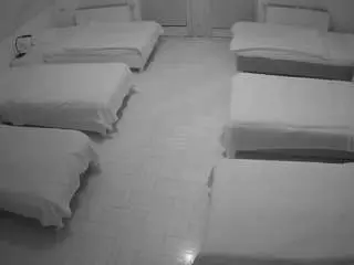 Voyeurcam-julmodels-bed-6  live sex cam