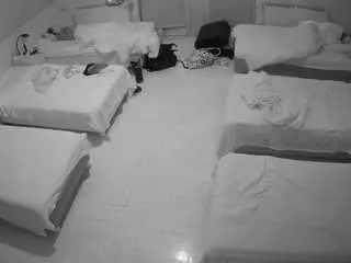 Voyeurcam-julmodels-bed-6  live sex cam