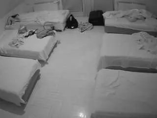 Voyeurcam-julmodels-bed-6  live sex cam