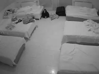 Voyeurcam-julmodels-bed-6  live sex cam