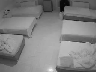 Voyeurcam-julmodels-bed-6  live sex cam