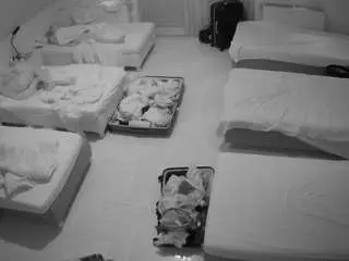 Voyeurcam-julmodels-bed-6  live sex cam