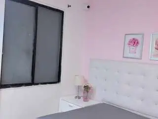 Abbyyjohn  live sex cam