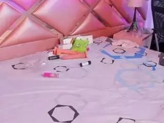 Abbyyjohn  live sex cam