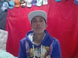 Anyu1306  live sex cam