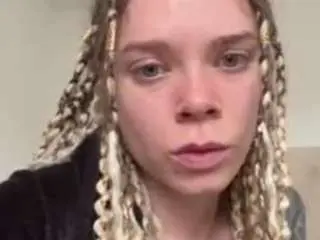 Boujieeblaze  live sex cam