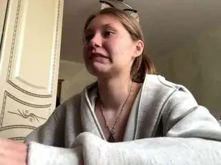 Brunachamers  live sex cam