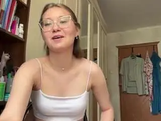 Brunachamers  live sex cam