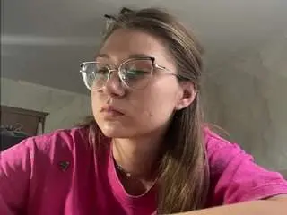 Brunachamers  live sex cam
