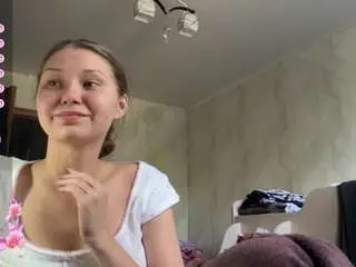 Brunachamers  live sex cam