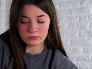 Cwenfenney  live sex cam