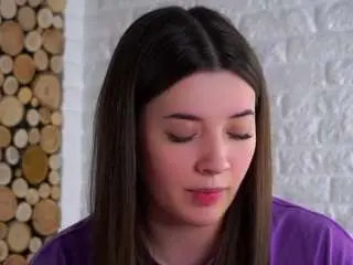 Cwenfenney  live sex cam