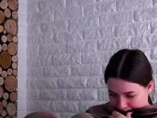 Cwenfenney  live sex cam