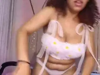 Lauraltt  live sex cam