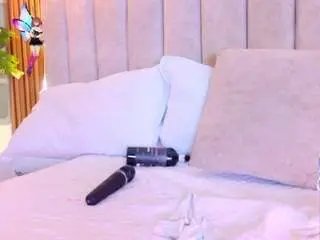 Lizzysheinbaum  live sex cam
