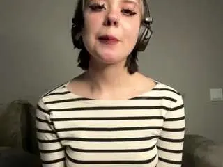 Shantelhurt  live sex cam