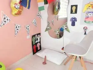 Zeendaya  live sex cam