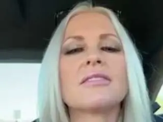 Alenacroft  live sex cam
