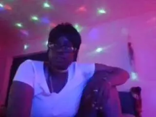 Antonettekiki  live sex cam