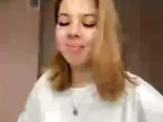 Leandraliptak  live sex cam