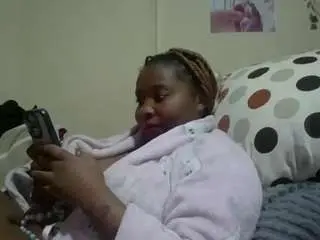 Makenadoll001  live sex cam