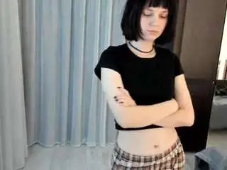 Myratourtelotte  live sex cam