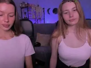 Khloebeauty  live sex cam