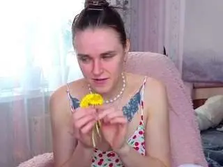 Midniggghtsun  live sex cam