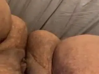 Swallowmyjuicee  live sex cam