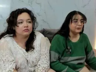 Genesis-y-moon  live sex cam