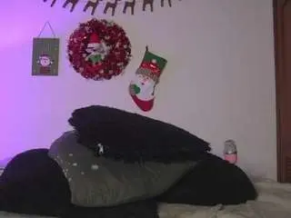 Valen-tinasex  live sex cam