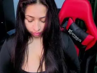 Charlotteelovee69  live sex cam