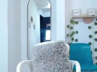 Dark-dreams  live sex cam