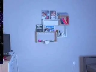 Emilylion7  live sex cam