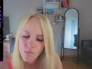 Emilylion7  live sex cam