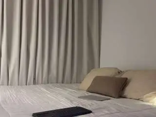 Miavega1  live sex cam