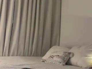 Miavega1  live sex cam