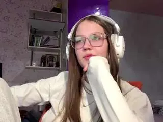 Migdaliasuthoff  live sex cam